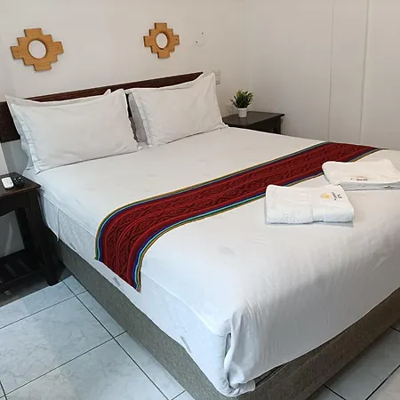 Pakarina Hotel