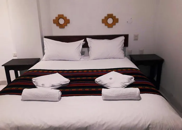 ホテル Pakarina マチュピチュ